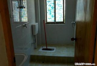 宝安商业街2楼层好，房间干净,押一付三 - 黄冈28生活网 hg.28life.com